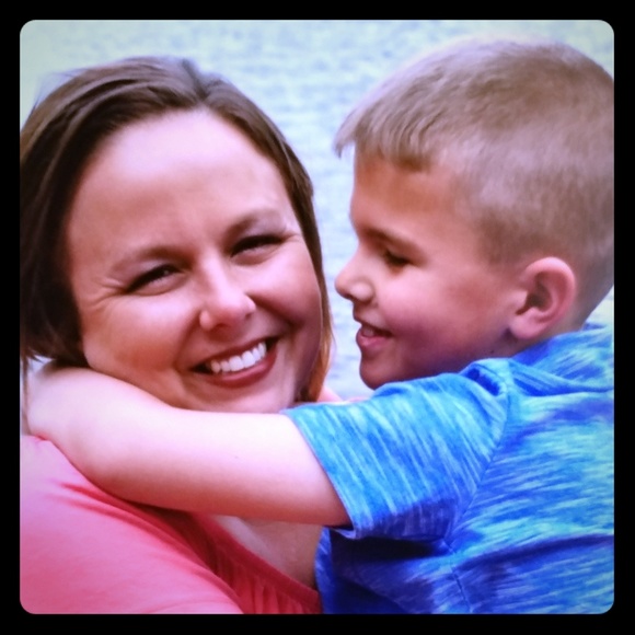 Meet your Posher, Brandy - Picture 1 of 1